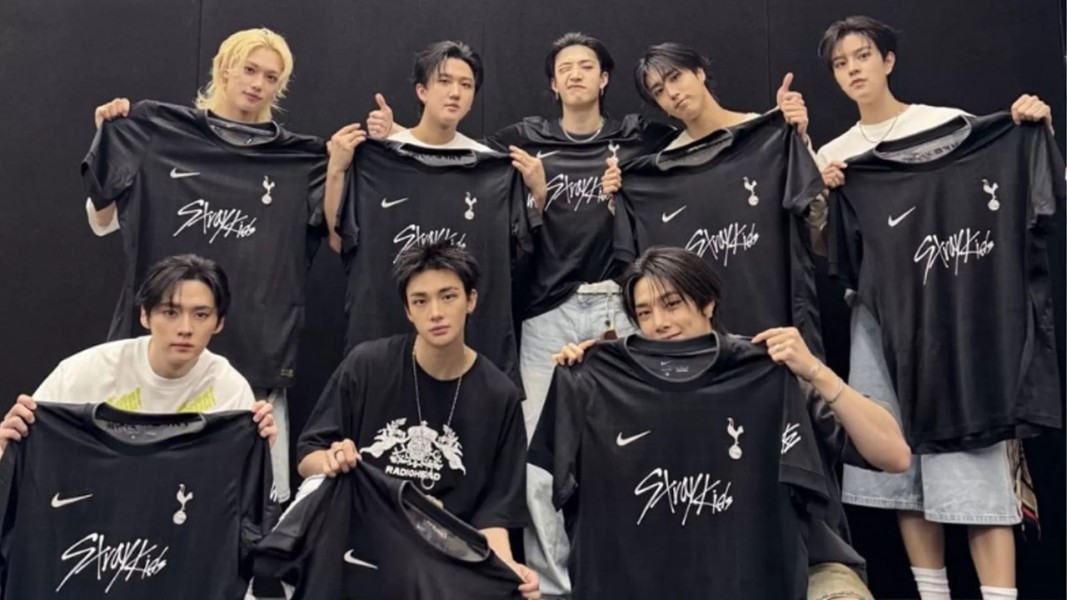 Stray Kids, Artis K-Pop Pertama Taklukkan Stade de France