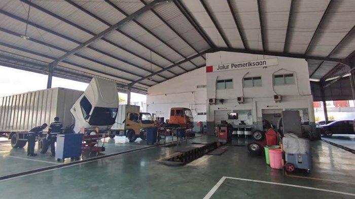 Logistik Lancar Berkat Bengkel Siaga Fuso