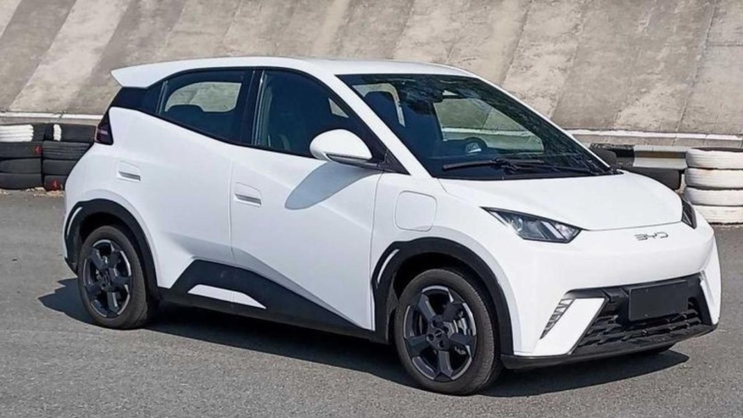 BYD Turunkan Harga hingga 53.000 Yuan, Peluang Emas Bagi Konsumen di Tengah Kompetisi Mobil Listrik Tiongkok yang Semakin Ketat