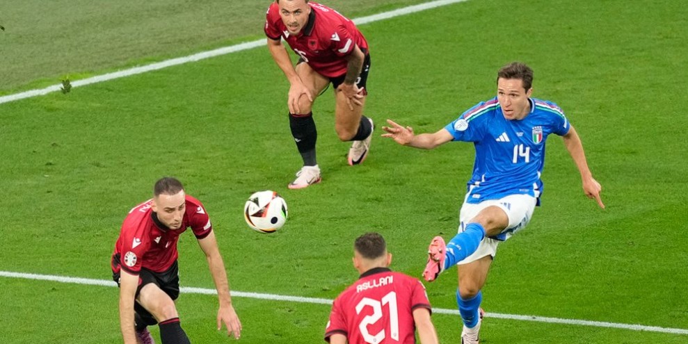 Gattuso Frustrasi, Chiesa Absen Hapus Opsi Italia