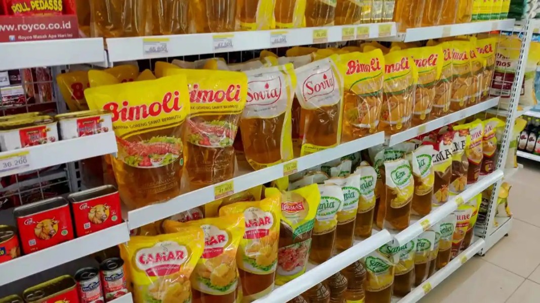 Promo Indomaret Alfamart Minyak Goreng Murah Februari Empat Dua Ribu Dua Puluh Enam