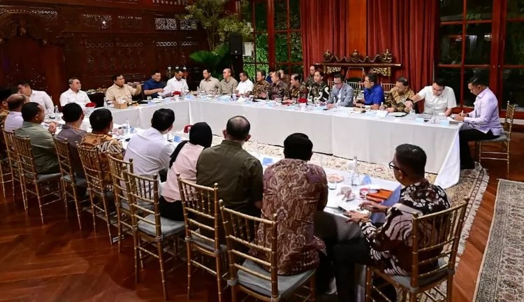 Presiden Perintahkan Dapur MBG Lengkap Alat Sterilisasi Aman