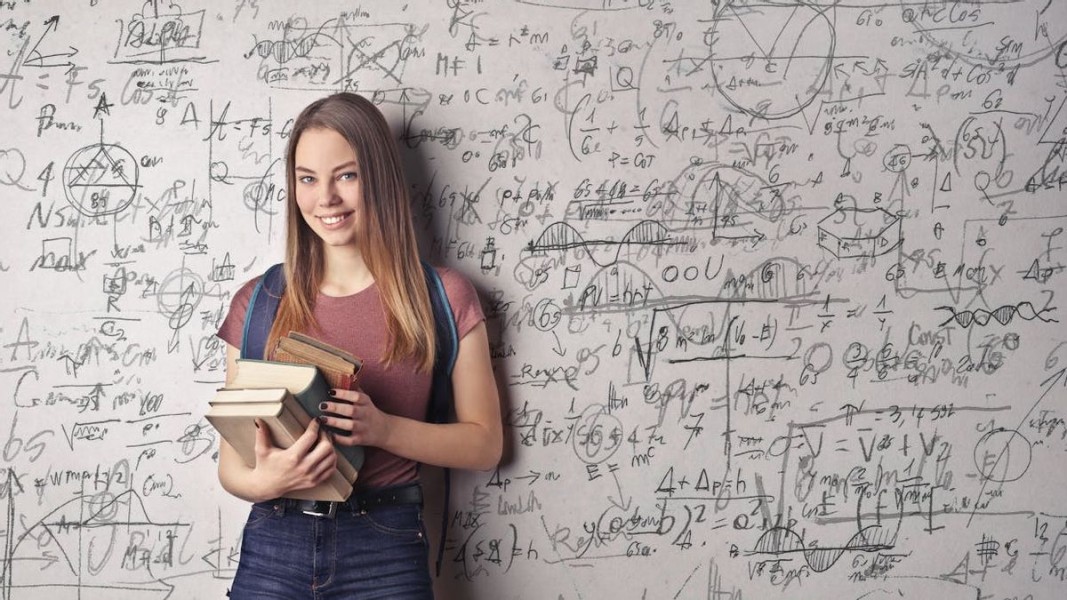 6 Kebiasaan Unik yang Diam-Diam Dimiliki Orang dengan IQ Tinggi