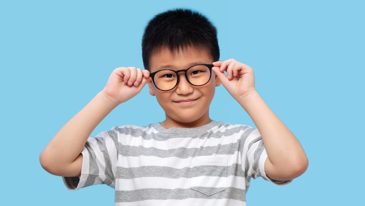 Pilihan Kacamata Anak Stylish dan Anti Radiasi