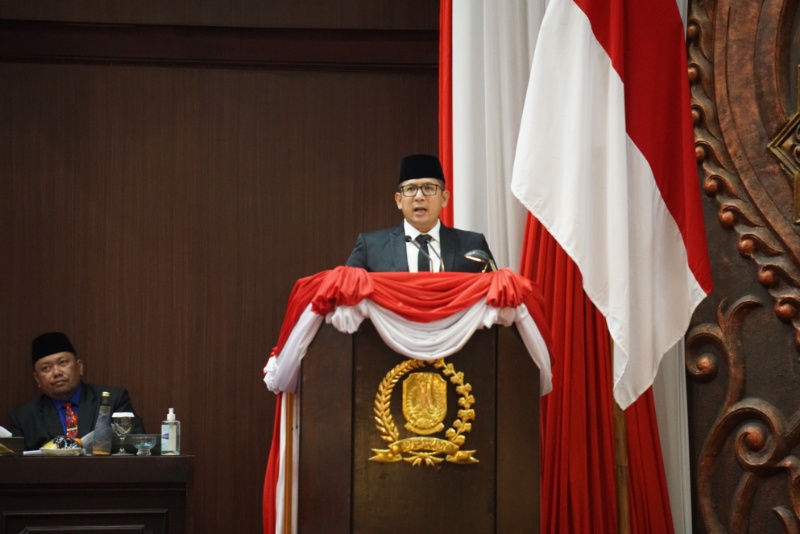 DPRD Jawa Timur Inisiatif Raperda Penanggulangan Judi Online dan Pinjaman Online Ilegal: Perlindungan Masyarakat di Era Digital