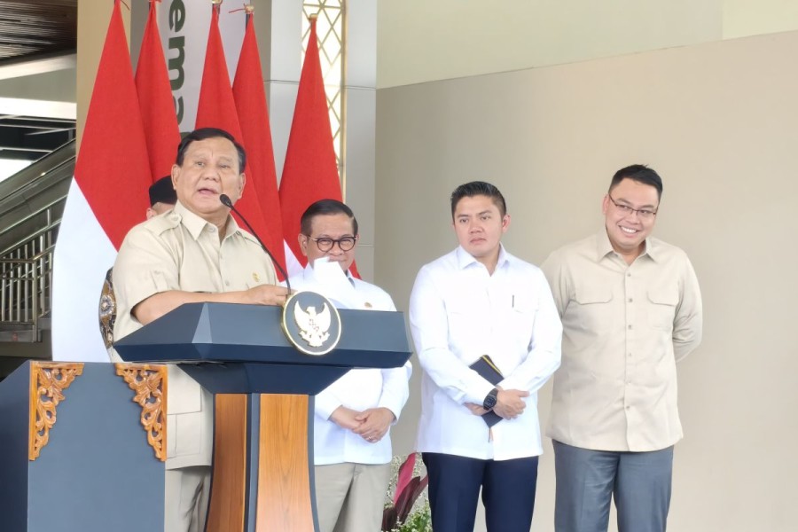 Prabowo Subianto Pastikan Proyek Whoosh Berlanjut hingga Banyuwangi Dukung Konektivitas
