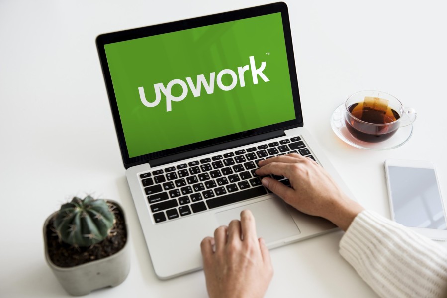 Upwork adalah: Kelebihan hingga Tips Sukses Jadi Freelancer