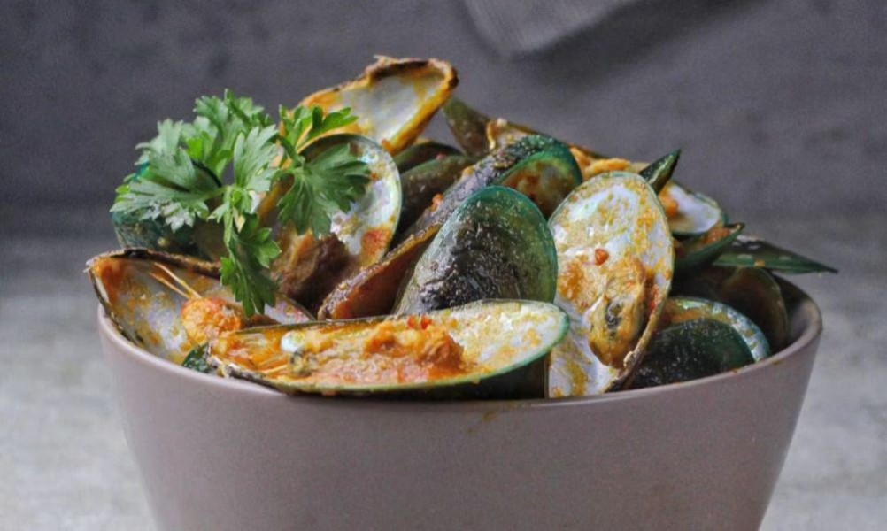 Rahasia Resep Kerang Hijau Saus Padang yang Pedas Gurih Bikin Ketagihan