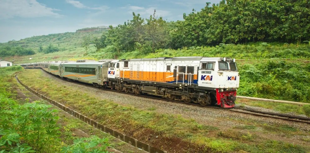 Kereta Api Jadi Pilar Transportasi Ramah Lingkungan