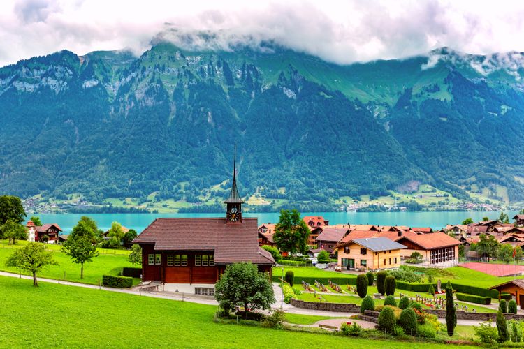 Menikmati Pesona Alam dan Budaya Swiss: 9 Destinasi Wajib Dikunjungi