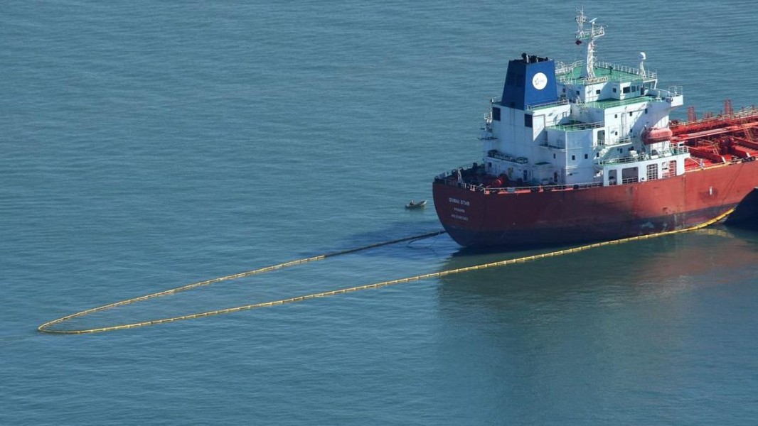 Harga Minyak Dunia Naik Usai AS Cegat Tanker Venezuela