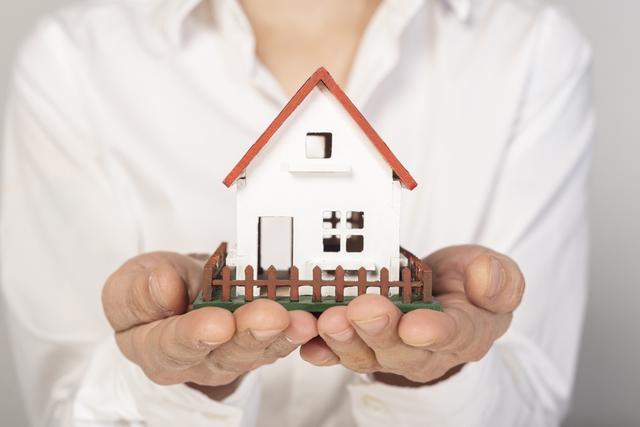 Industri Asuransi Mengalami Pemulihan di 2023, Persiapan Menghadapi Pemangkasan Suku Bunga di 2024