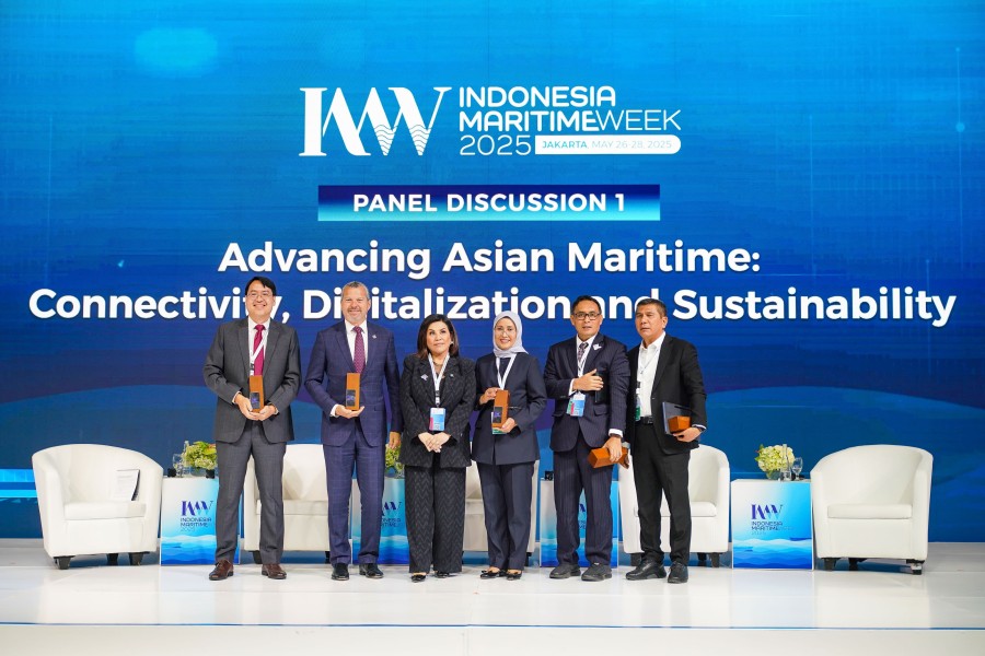 PT Pertamina International Shipping Bawa Visi Digitalisasi Maritim ke Indonesia Maritime Week 2025 Secara Konkret