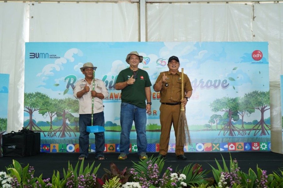 ADHI Karya Kolaborasi dengan Masyarakat dalam Program Rehabilitasi Mangrove untuk Kelestarian Lingkungan dan Pemberdayaan Ekonomi