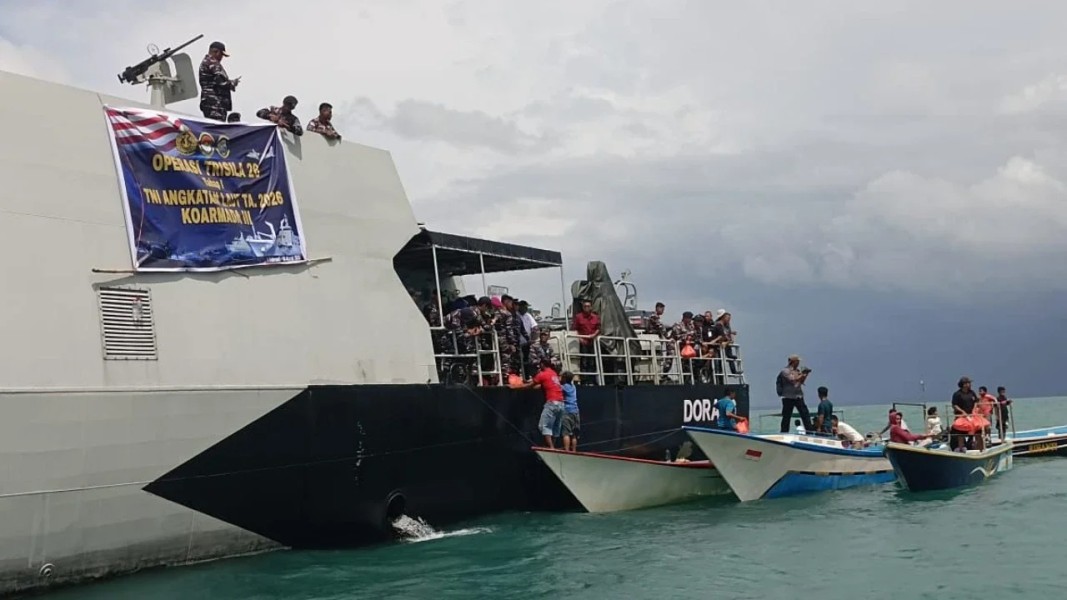 TNI AL Dorong Peningkatan Ekonomi Nelayan Melalui Bantuan Sembako Laut