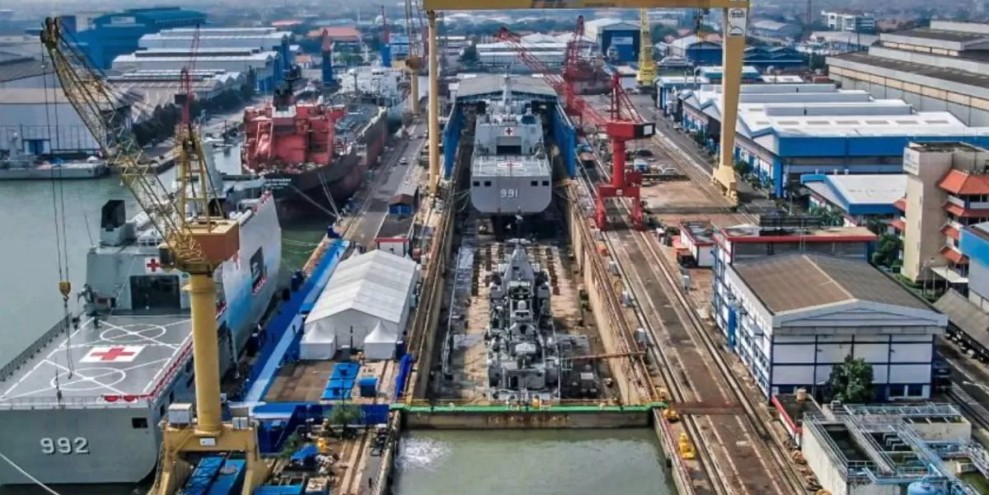 Pemerintah Mewajibkan Seluruh BUMN Memesan Kapal Melalui PT PAL Indonesia