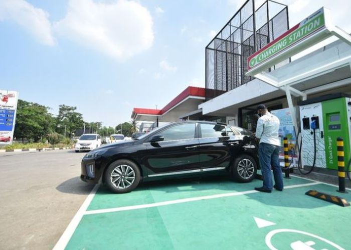 BYD Hadirkan Posko Mudik dengan Fasilitas Lengkap, Pemudik Bisa Isi Daya Mobil Listrik  Gratis