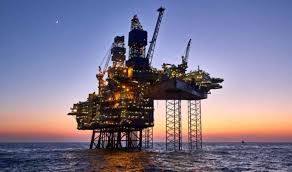 Harga Minyak Dunia Menguat Tipis Dipicu Ketegangan Timur Tengah