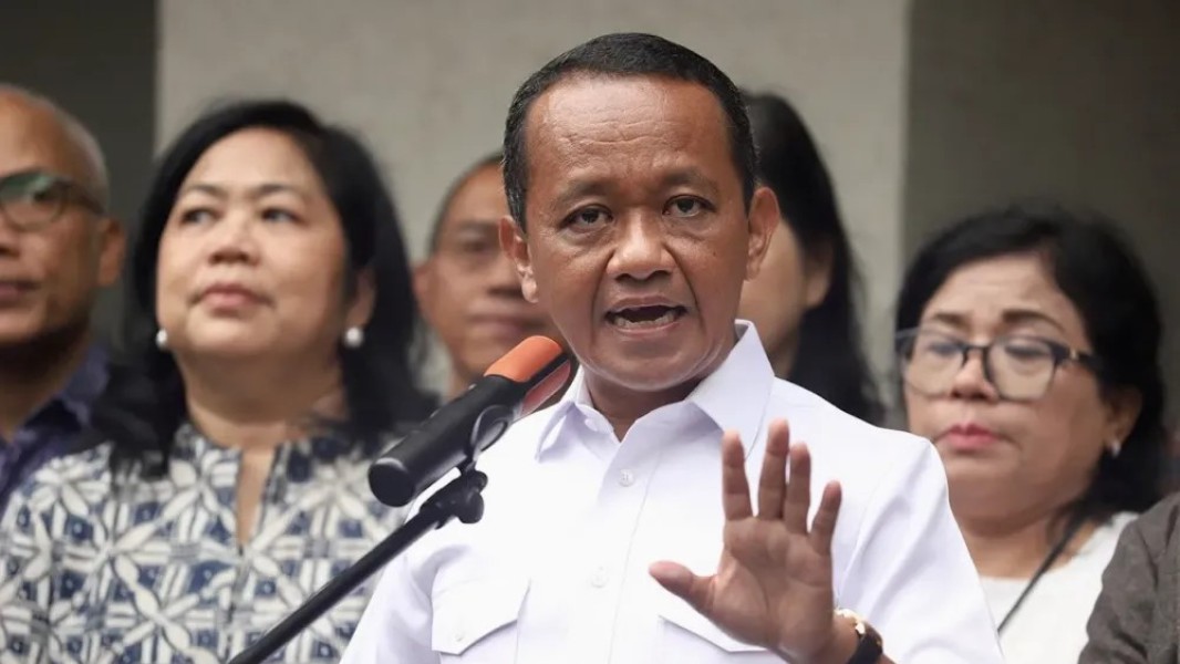 Bahlil Lahadalia Ajak Masyarakat Mulai Kebiasaan Hemat Energi, Kendaraan Listrik Solusi Masa Depan