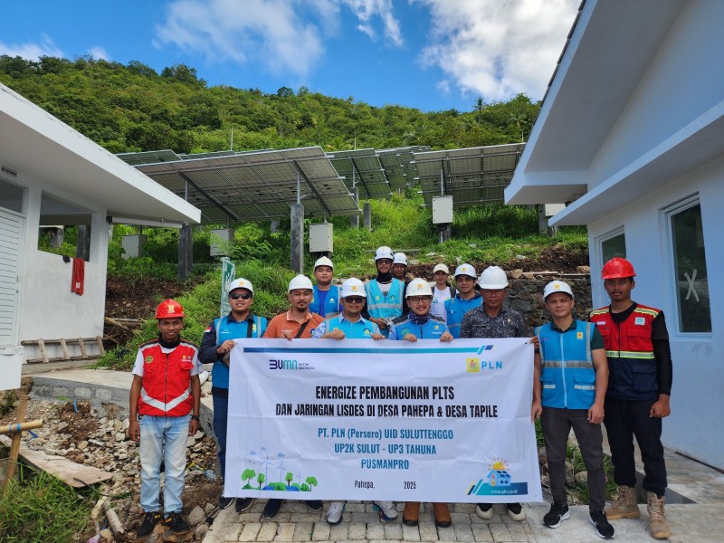 PLN Pusmanpro Bangun PLTS Pahepa dan Tapile untuk Menyongsong Hari Bumi dengan Energi Hijau