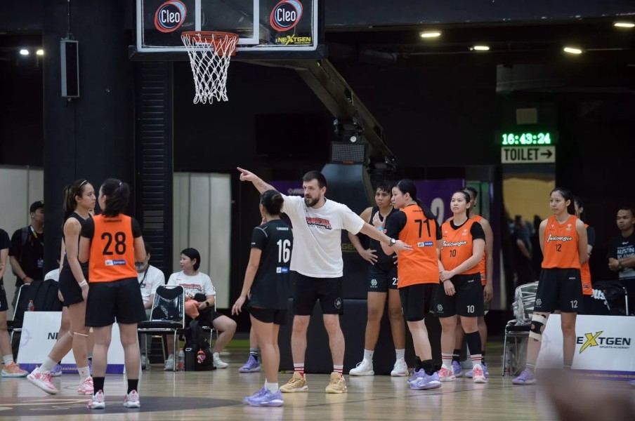 Timnas Basket Putri dengan Pelatih Baru Target SEA Games 2025