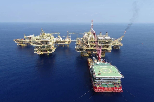 Strategi Baru OPEC  di Tengah Tekanan Pasar Minyak
