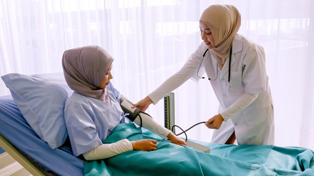 Regulasi dan Standarisasi Jadi Kunci Perbaikan Sistem Klaim Asuransi Kesehatan di Indonesia