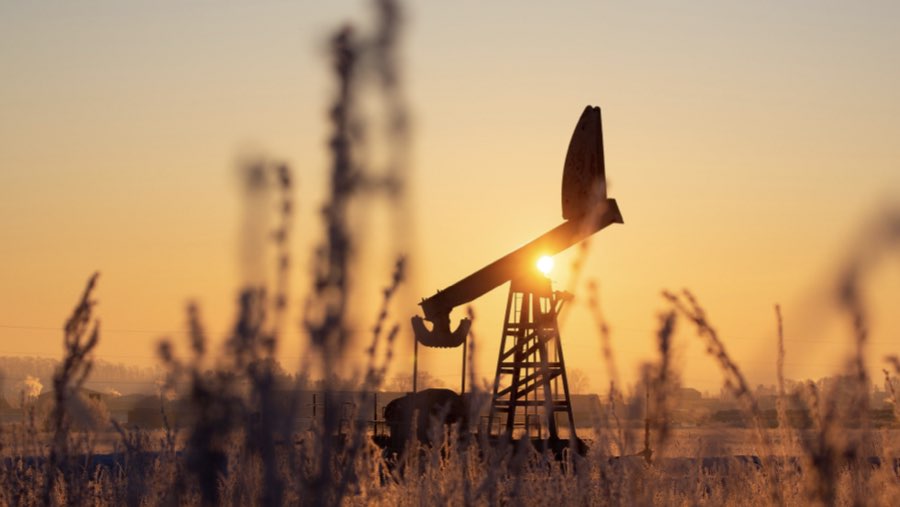 Harga Minyak Dunia Stabil Meski Stok AS Meningkat Signifikan Oktober 2025