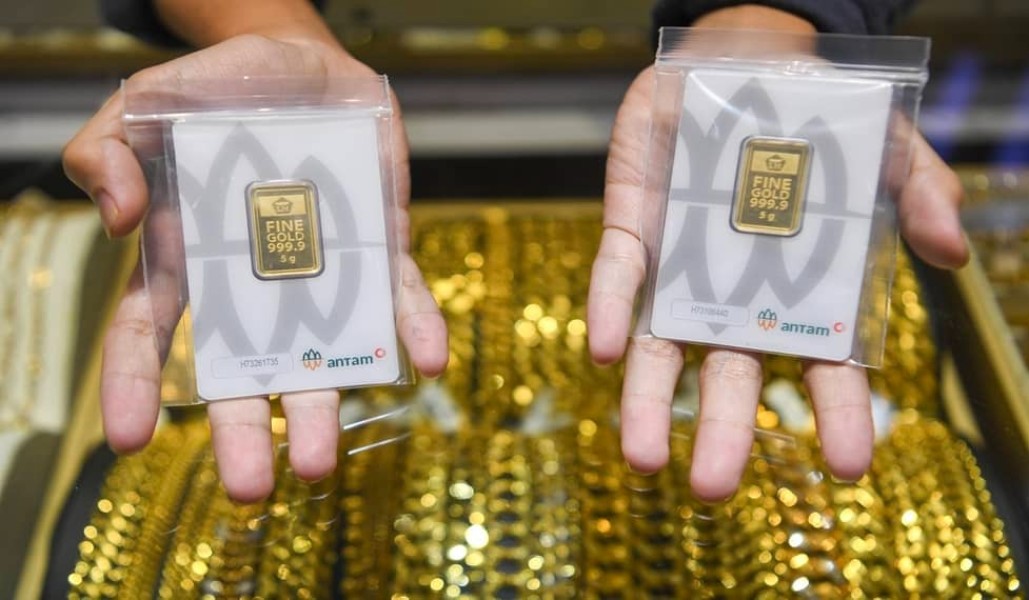 Harga Emas Antam Melambung Tinggi Naik Puluhan Ribu Per Gram Hari Ini