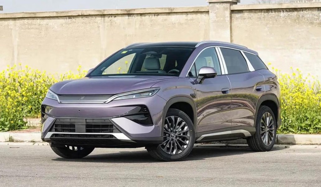 Spesifikasi BYD Song Ultra EV hadir dengan pengisian baterai super cepat