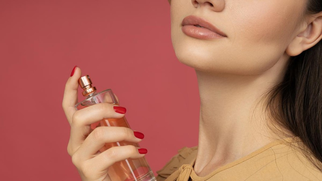 Trik Lip dan Parfum Agar Kesan Kencan Makin Memorable