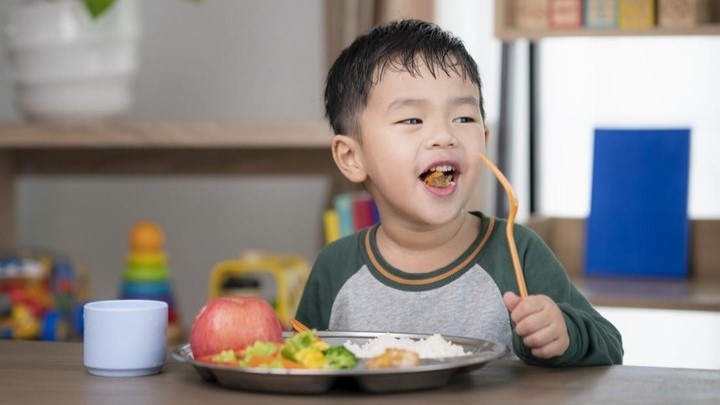 Strategi Nutrisi Tepat untuk Mendukung Pertumbuhan Anak Usia Dua hingga Empat Tahun