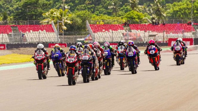 Pertamina Dukung Talenta Muda Otomotif Lewat Kejurnas Mandalika Racing Series 2025