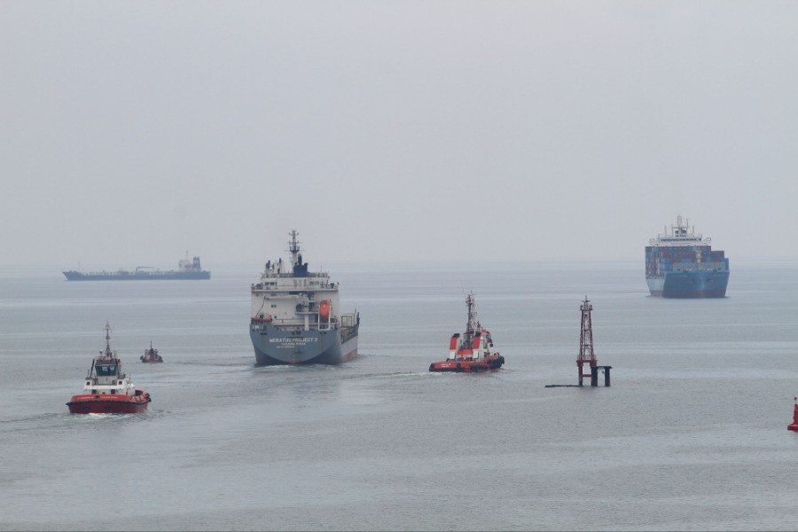 Pelayaran Ekalya Raih Kontrak Strategis Jasa Sewa Kapal FLNG