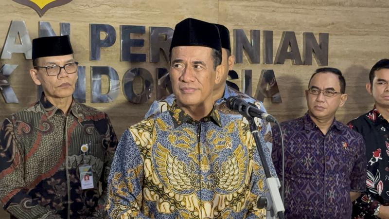 Mentan Andi Amran Sulaiman Ancam Alihkan Anggaran Daerah Tak Serius Cetak Sawah Demi Swasembada Pangan