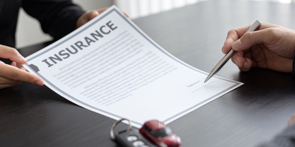 Cek Premi Asuransi Mobil Terbaru 2026: Hitung Biaya All Risk & TLO