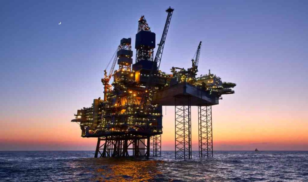 Harga Minyak Dunia Bertahan Stabil Di Tengah Tekanan Geopolitik