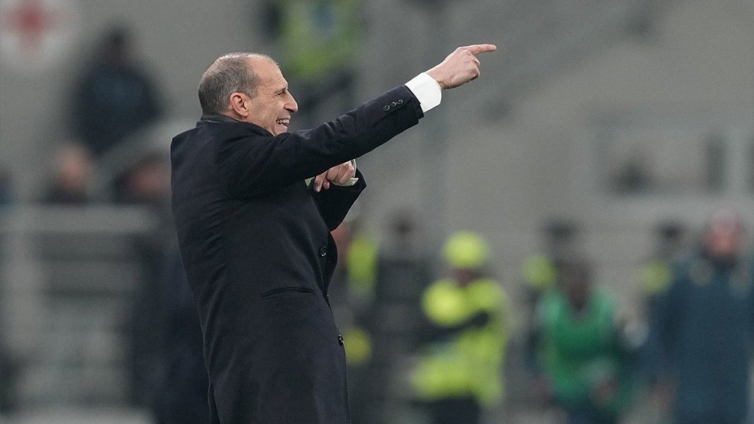 Liga Italia: Allegri Ingatkan AC Milan Jangan Remehkan Kekuatan Como