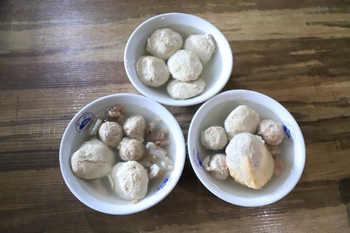 Baso Gepeng 99 Pak Iwa: Jadi Primadona Kuliner Baru yang Wajib Dicoba di Kota Tangerang