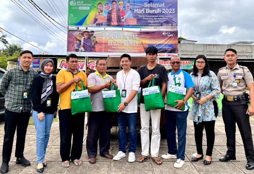 Peringati Hari Buruh 2025, BPJS Ketenagakerjaan Donggala Salurkan Paket Sembako untuk Pekerja Berprestasi