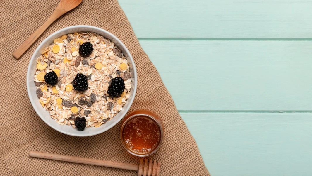 Tak Lagi Sekadar Menu Diet, Ini Alasan Oatmeal Layak Jadi Sarapan Harian Favorit Banyak Orang