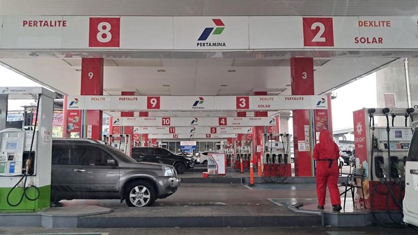 BBM Turun, Konsumen Diuntungkan