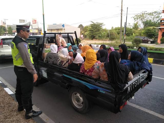 Transportasi Online Dilarang Angkut Penumpang di Senggigi, Kotasi Lakukan Sweeping dan Tegaskan Penolakan