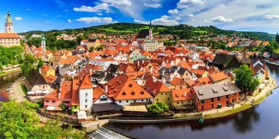 8 Destinasi Wisata Menarik di Republik Ceko yang Wajib Dikunjungi