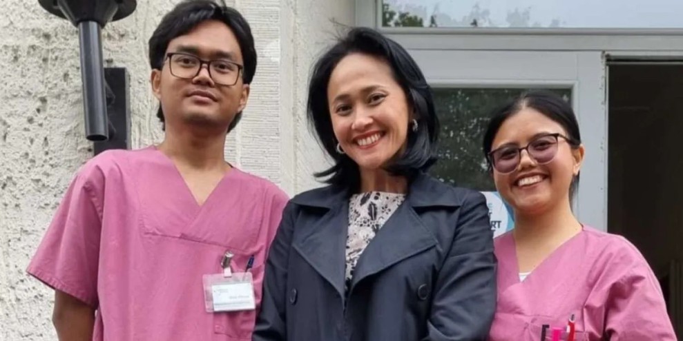 Wamen Christina Aryani Lepas 29 Perawat PMI Indonesia Menuju Jerman