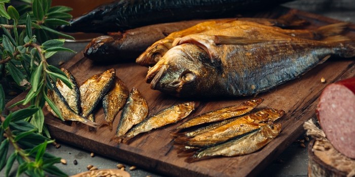 Penderita Darah Tinggi Perlu Tahu Aturan Aman Makan Ikan Asin