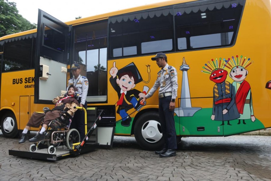 DKI Jakarta Resmi Tambah 32 Bus Sekolah Gratis Ramah Disabilitas untuk Siswa Berkebutuhan Khusus