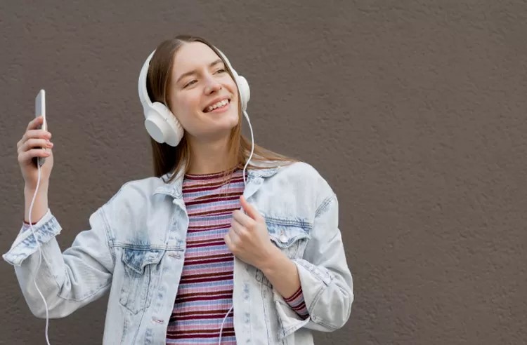 4 Manfaat Mendengarkan  Musik Jazz bagi Kesehatan Tubuh dan Ketenangan Pikiran