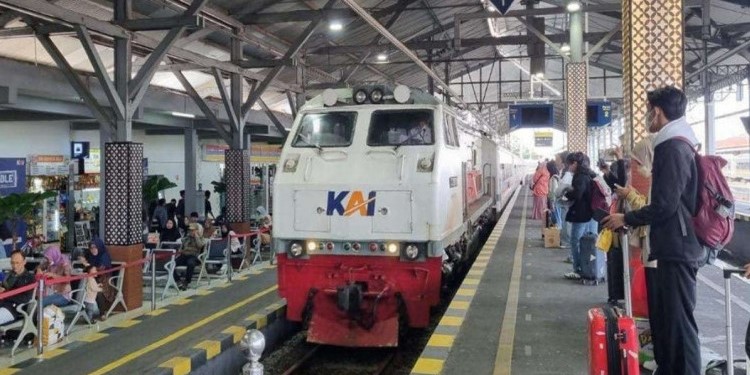 KAI Daop 2 Bandung Siap Maksimalkan Layanan Angkutan Kereta Api Lebaran 2026