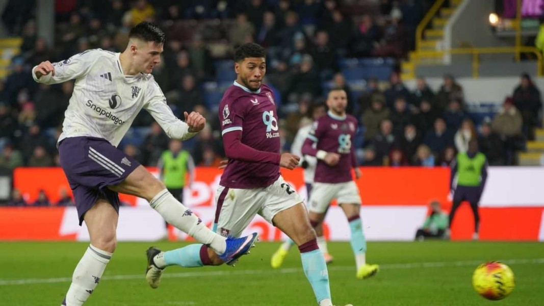 Benjamin Sesko Tak Puas Meski Selamatkan Rekor Manchester United